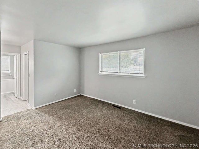 5210 S 74th Avenue E, Tulsa, OK 74145