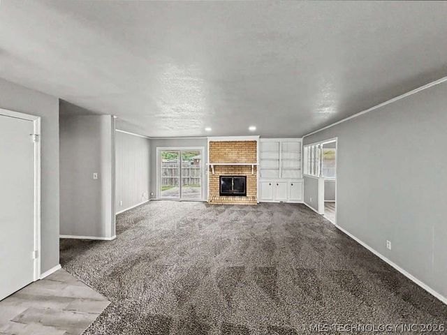 5210 S 74th Avenue E, Tulsa, OK 74145