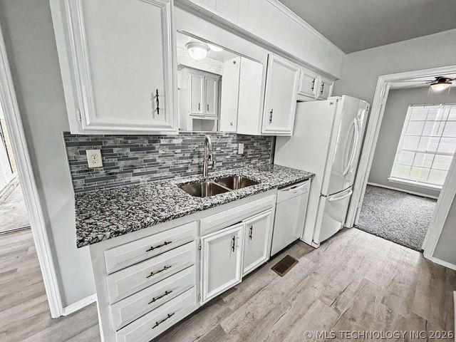 5210 S 74th Avenue E, Tulsa, OK 74145