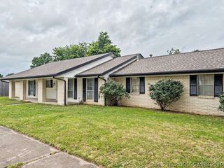5210 S 74th Avenue E, Tulsa, OK 74145