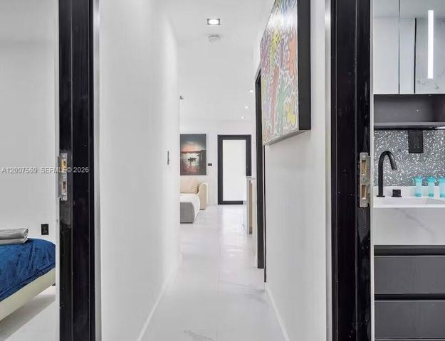 400 NW 40th St, Miami, FL 33127