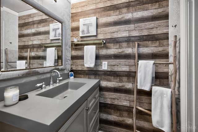 1954 Main Street, Goshen Twp, OH 45122