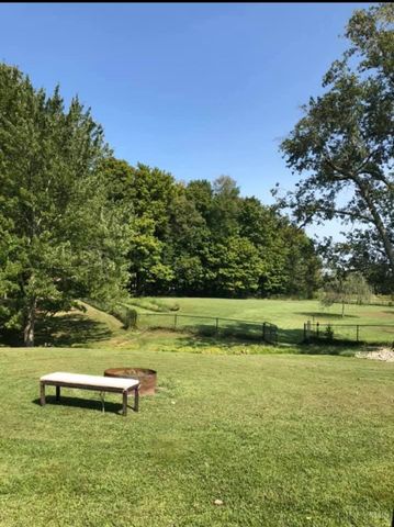 1954 Main Street, Goshen Twp, OH 45122