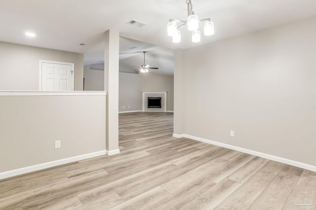 5553 Berrybrook Cr, Pace, FL 32571