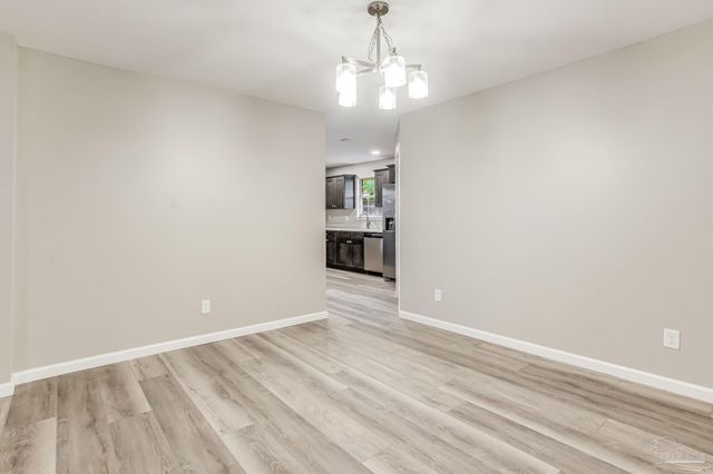 5553 Berrybrook Cr, Pace, FL 32571