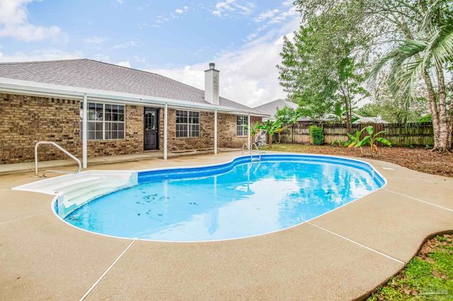 5553 Berrybrook Cr, Pace, FL 32571