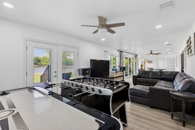 106 Lynne Street, Mabank, TX 75156