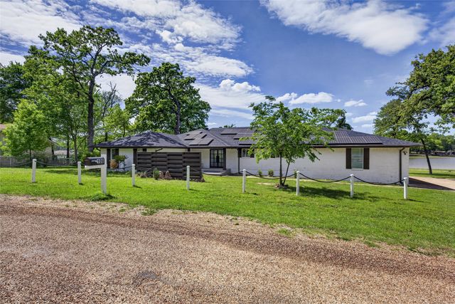 106 Lynne Street, Mabank, TX 75156