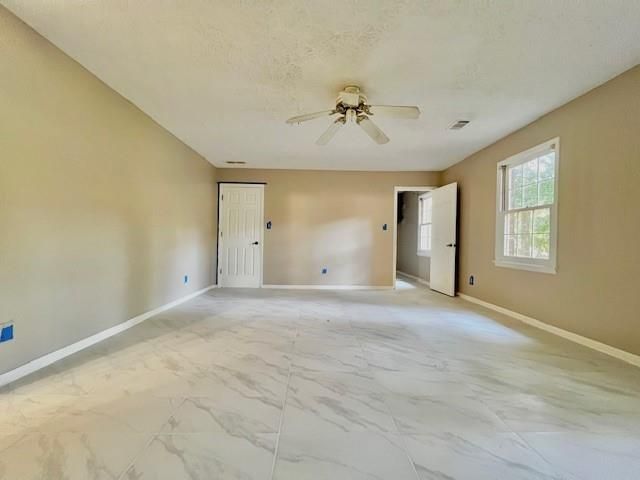 5262 Lanford Springs SW Court, Lilburn, GA 30047