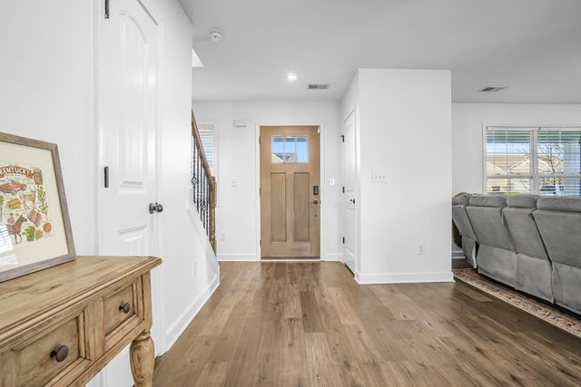 104 Ocaso Court, Georgetown, KY 40324