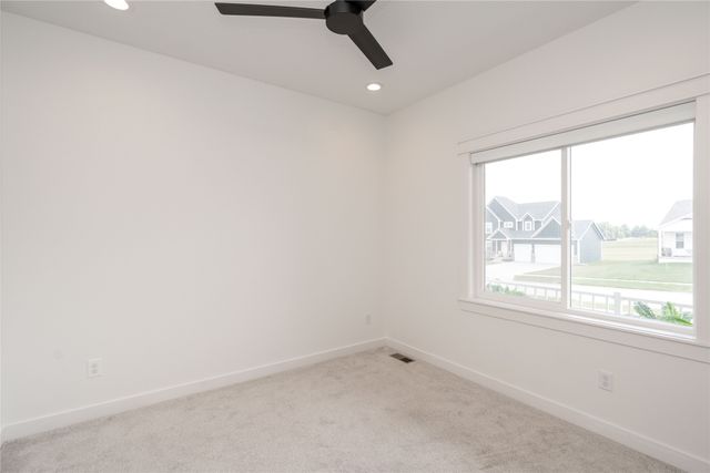2609 Blooming Heights Drive, Norwalk, IA 50211