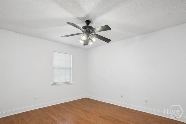819 Ridgewood Way, Hinesville, GA 31313