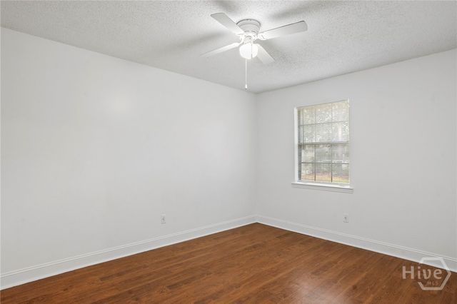 819 Ridgewood Way, Hinesville, GA 31313