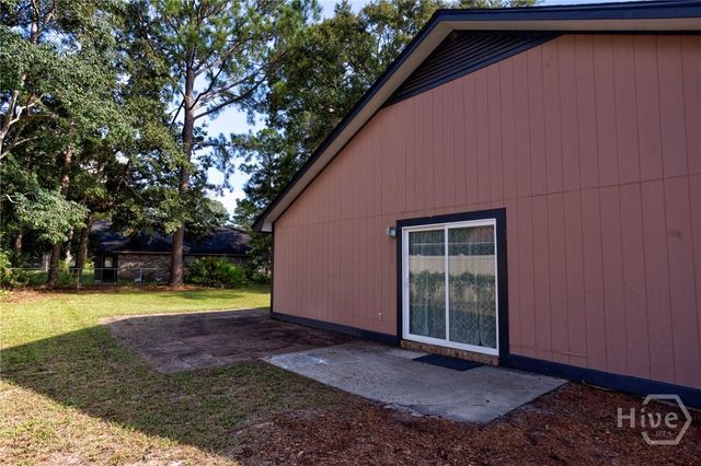 819 Ridgewood Way, Hinesville, GA 31313