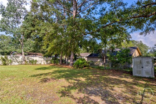 819 Ridgewood Way, Hinesville, GA 31313