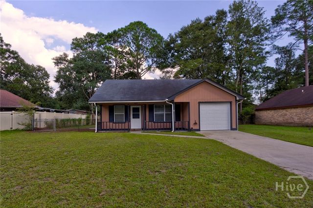 819 Ridgewood Way, Hinesville, GA 31313