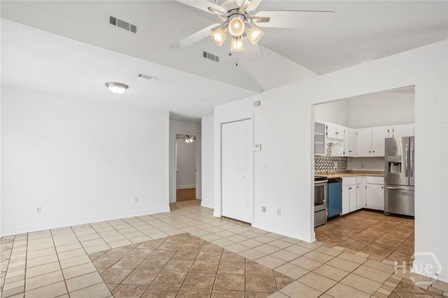 819 Ridgewood Way, Hinesville, GA 31313