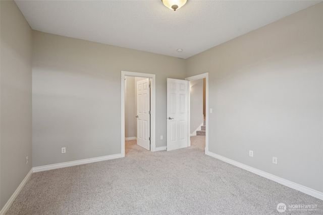 49 Essex Drive, Kelso, WA 98626