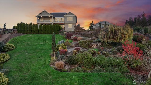 49 Essex Drive, Kelso, WA 98626
