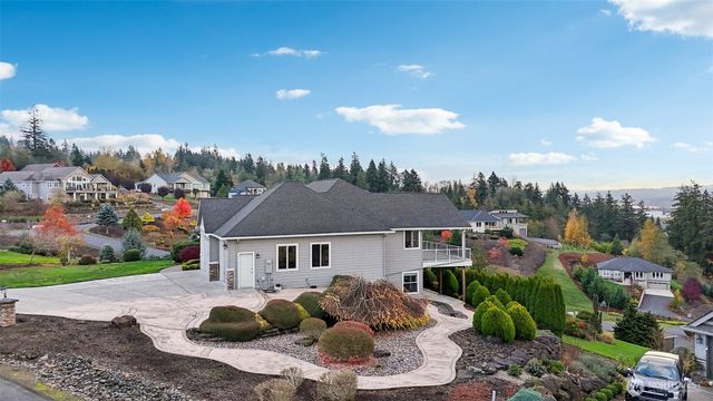 49 Essex Drive, Kelso, WA 98626