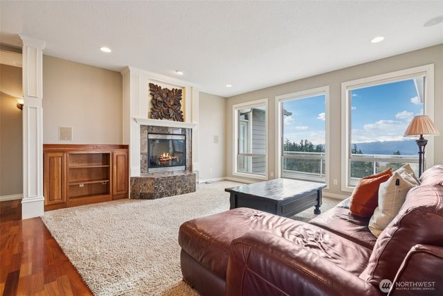 49 Essex Drive, Kelso, WA 98626