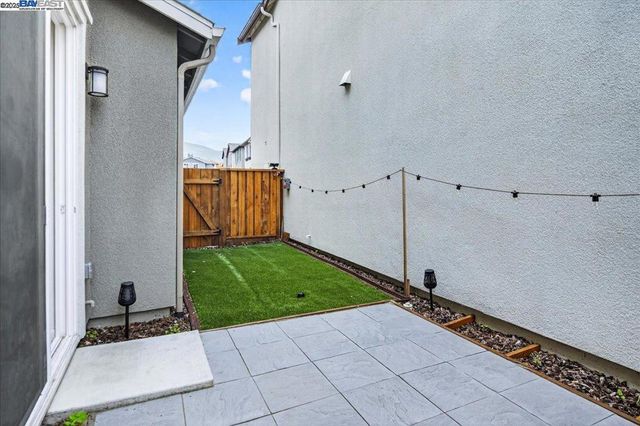 2092 Cottonwood St., Pittsburg, CA 94565