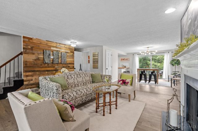 2717 N Kings Arms Circle, Centerville, OH 45440