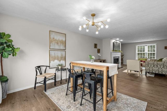 2717 N Kings Arms Circle, Centerville, OH 45440