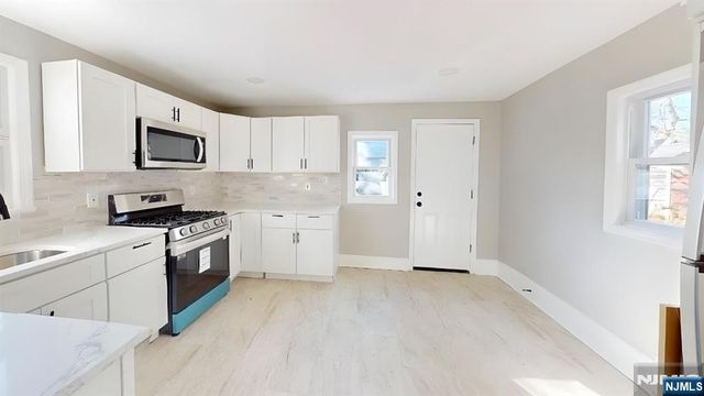153 Knapp Avenue, Hamilton, NJ 08610