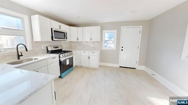 153 Knapp Avenue, Hamilton, NJ 08610