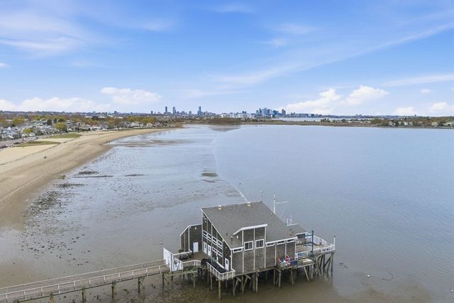 141 Bromfield St, Quincy, MA 02170