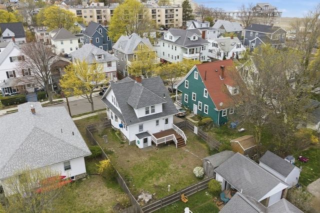 141 Bromfield St, Quincy, MA 02170