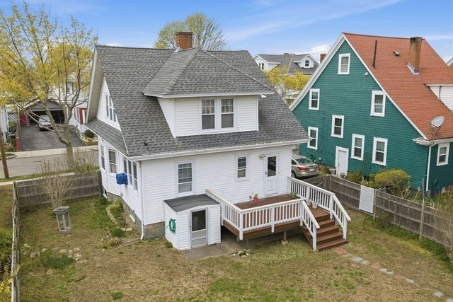 141 Bromfield St, Quincy, MA 02170