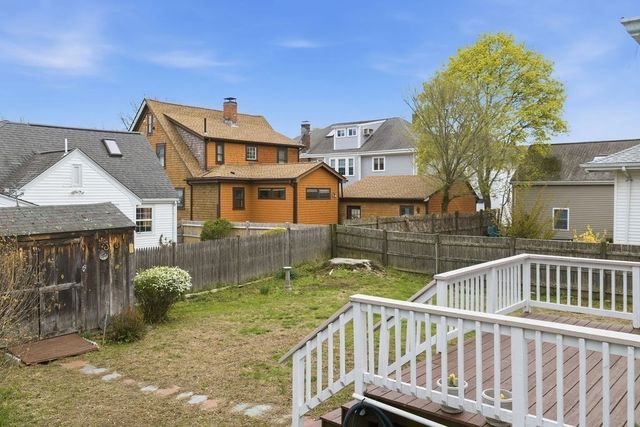 141 Bromfield St, Quincy, MA 02170