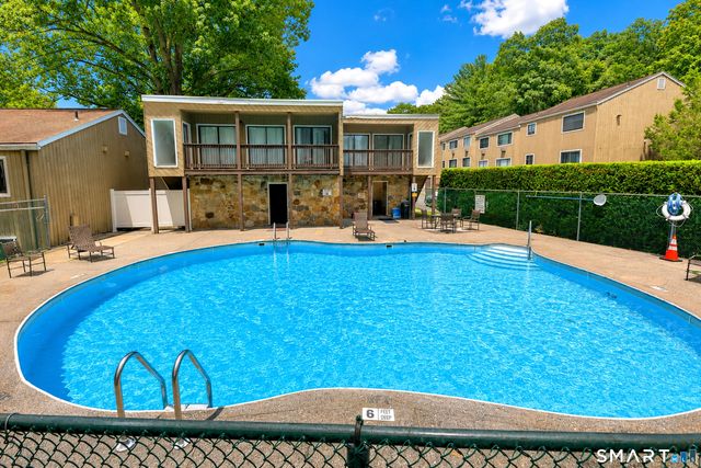 20 Leslie Road B, Bridgeport, CT 06606