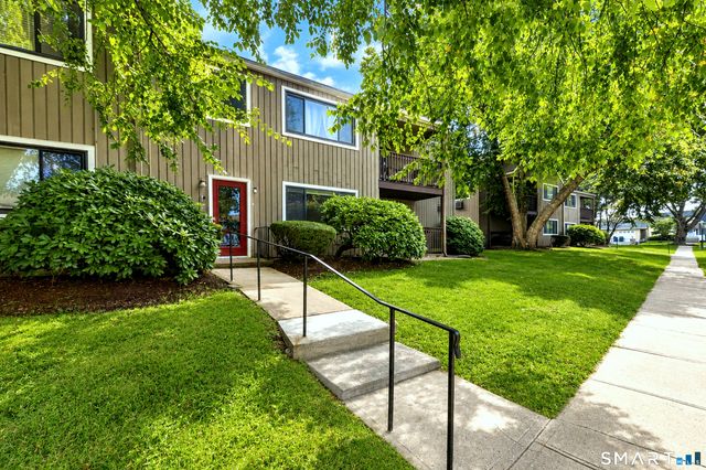 20 Leslie Road B, Bridgeport, CT 06606