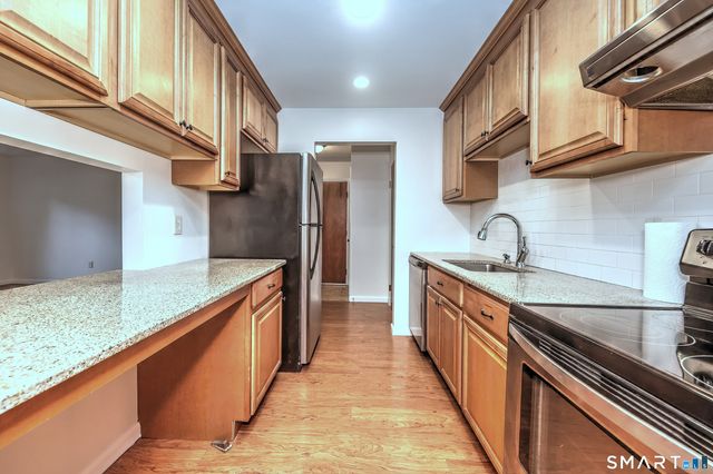 20 Leslie Road B, Bridgeport, CT 06606