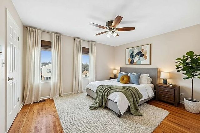 8900 31st Street 8, Brookfield, IL 60513