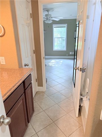 553 S 12th St, Aransas Pass, TX 78336