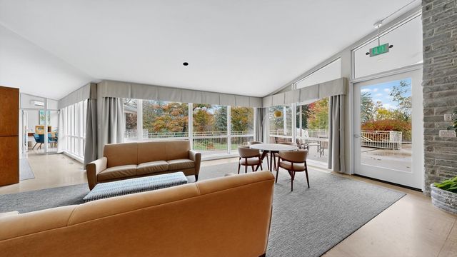 5650 Weatherhill Road SW, Rochester, MN 55902