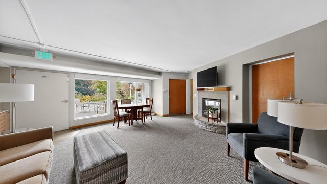 5650 Weatherhill Road SW, Rochester, MN 55902