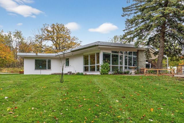 5650 Weatherhill Road SW, Rochester, MN 55902