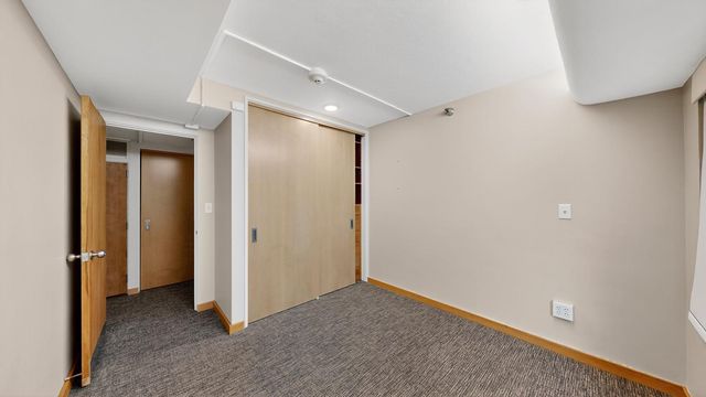 5650 Weatherhill Road SW, Rochester, MN 55902