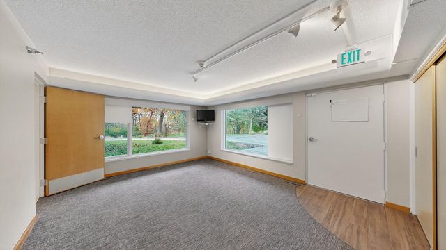 5650 Weatherhill Road SW, Rochester, MN 55902