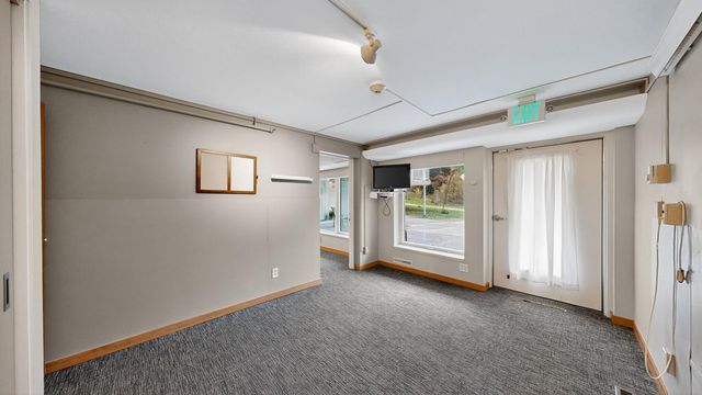 5650 Weatherhill Road SW, Rochester, MN 55902