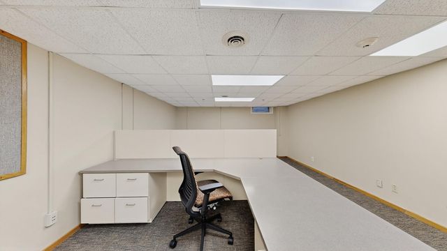 5650 Weatherhill Road SW, Rochester, MN 55902