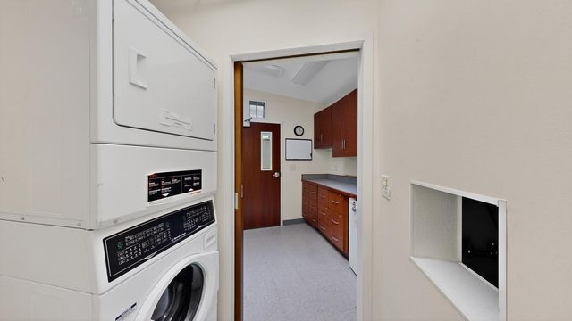 5650 Weatherhill Road SW, Rochester, MN 55902