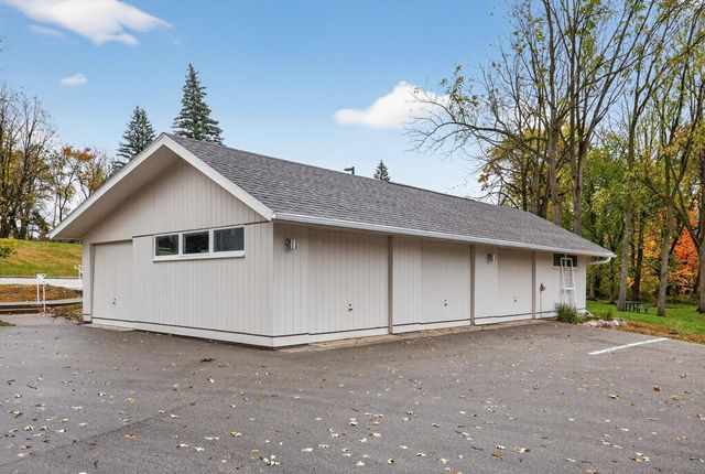 5650 Weatherhill Road SW, Rochester, MN 55902