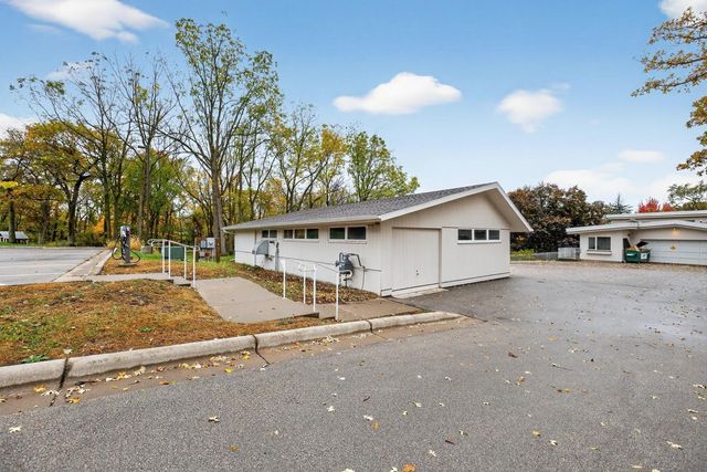 5650 Weatherhill Road SW, Rochester, MN 55902