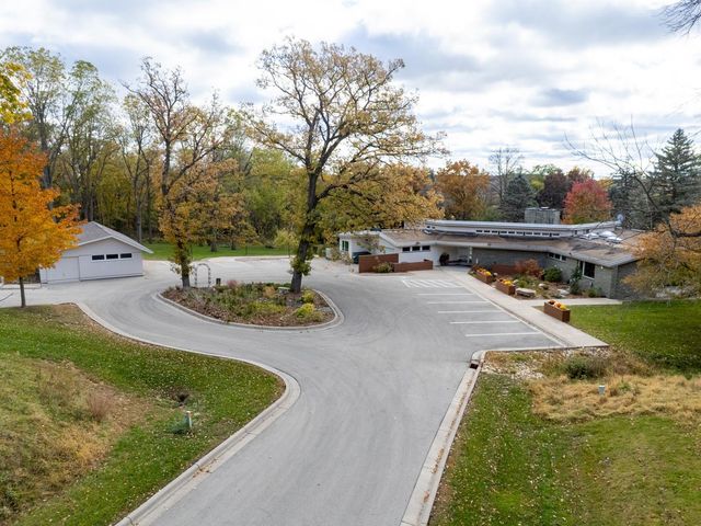 5650 Weatherhill Road SW, Rochester, MN 55902